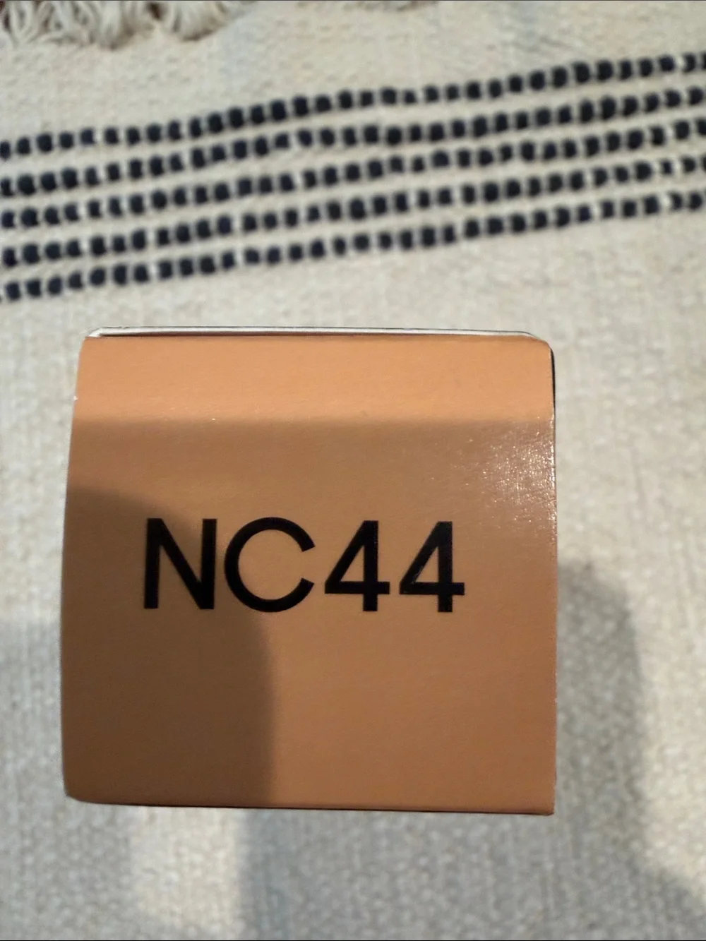 MAC Studio Fix Fluid Broad Spectrum SPF 15 Foundation NC44